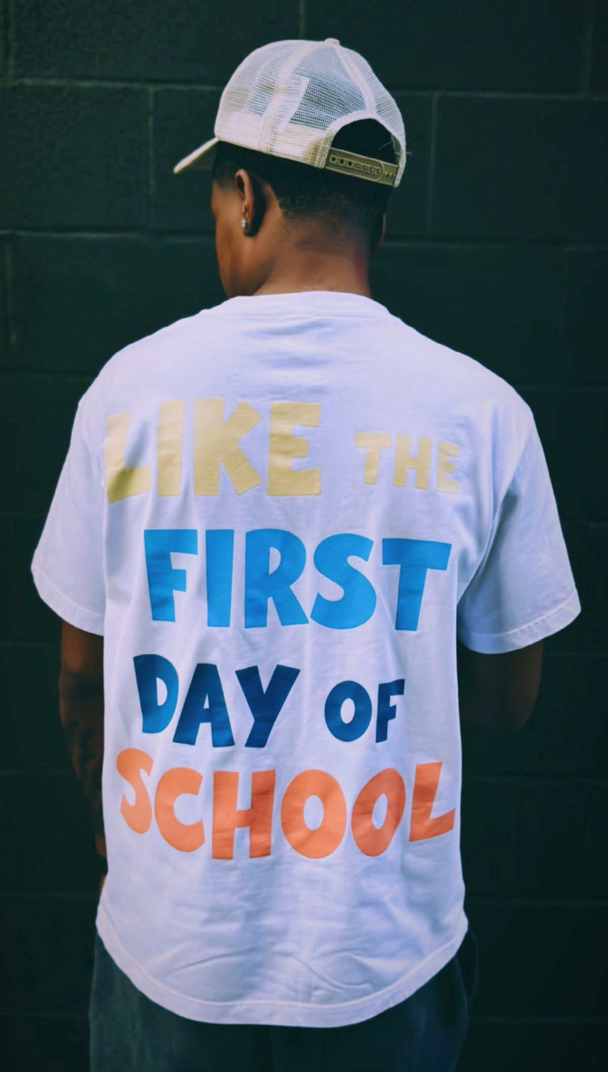 "FRSH Outta Art Class" Tee